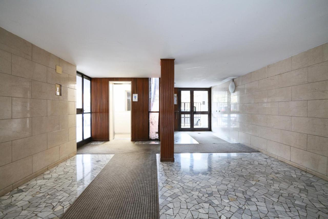 Mila Apartments Battista Milan Exterior photo